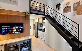 Studio Incrível com mezanino no Brooklin